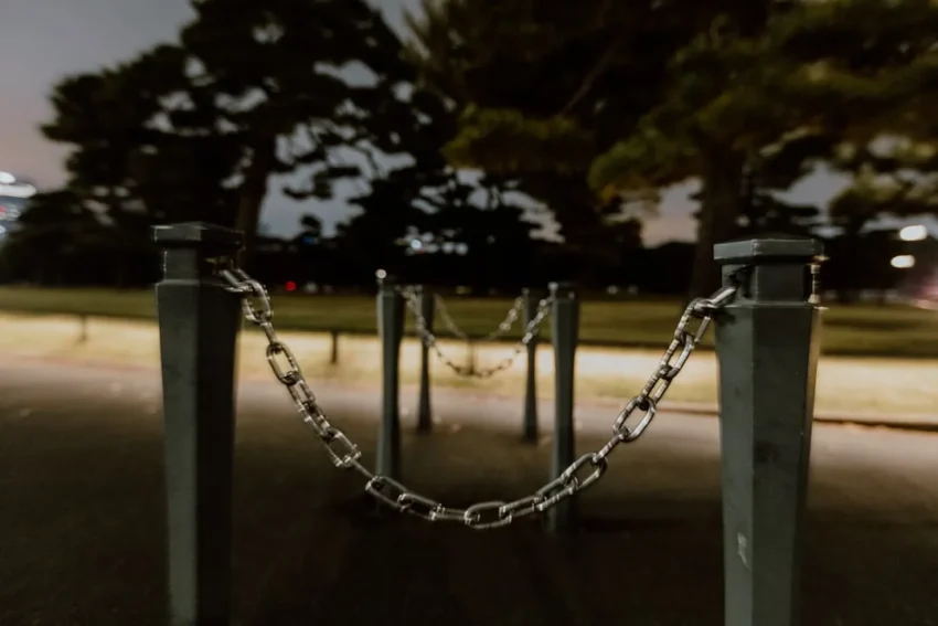 Inspiring broken chain at sunrise symbolizing how to Overcome Self-Limiting Beliefs